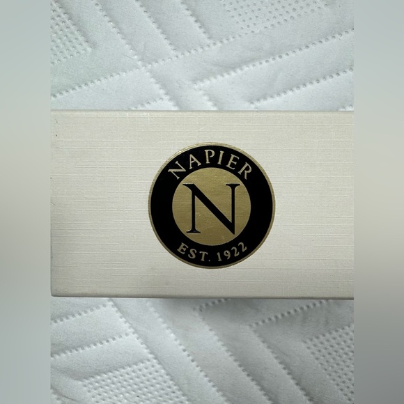 Vintage early 2000’s. Napier set of 2 whole bracelets (no opening in the middle) - Picture 6 of 7